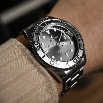 Belmont Mariner